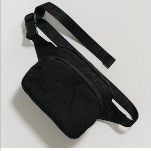 NWOT - Baggu - Black Fanny Pack